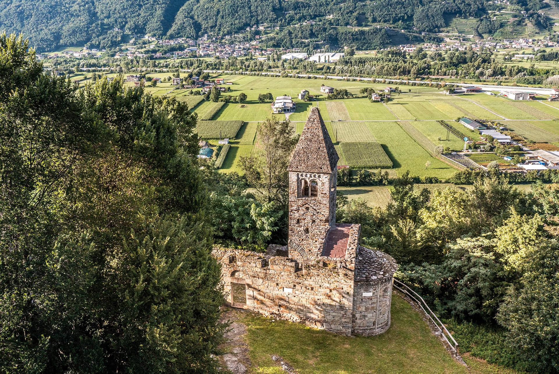 Cosio Valtellino Morbegno Il Sentiero del Viandante